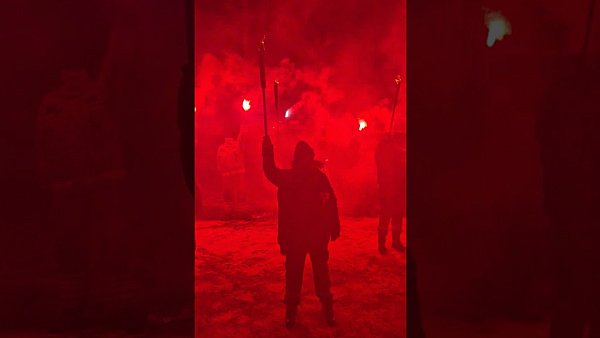 Raszówka wspólnie powitała Nowy Rok przy ognisku