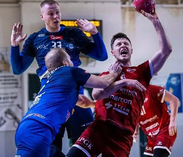 Siódemka Miedź Legnica wygrywa w Łodzi-115845