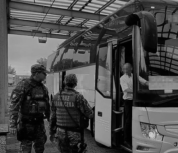 Miał fałszywą kartę pobytu - 118944