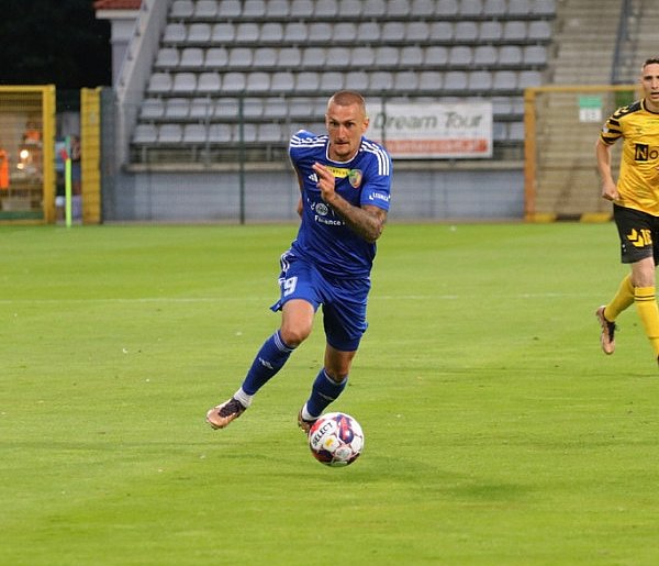 Betclic 1 Liga wybiera piłkarza i trenera miesiąca-119223