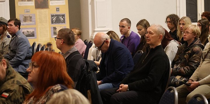 Promocja tomu Szkiców Legnickich-119742