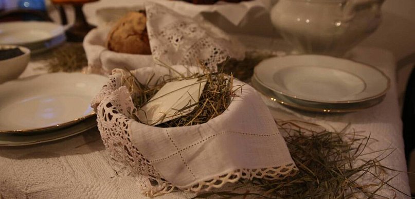 Wigilia w dawnej Polsce była surowa, hierarchiczna i zaskakująca