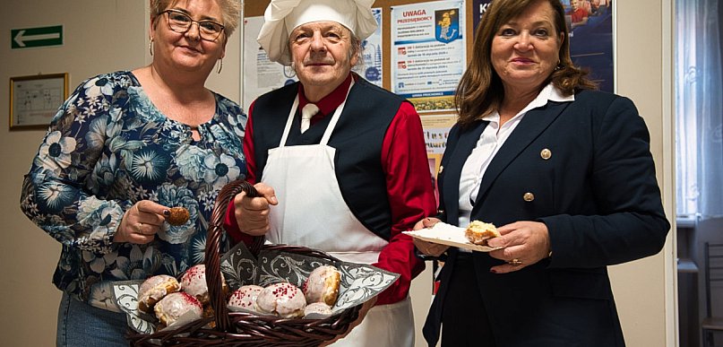 W Prochowicach Tłusty Czwartek miał swój słodki, pachnacy różą smak