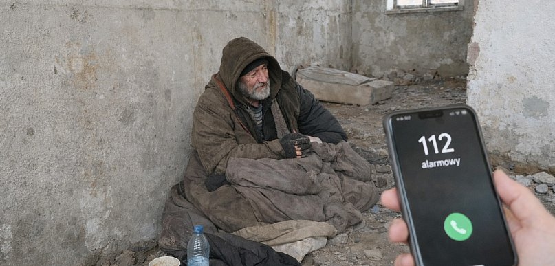 Policja apeluje! Nie bądź obojętny wobec bezdomnych