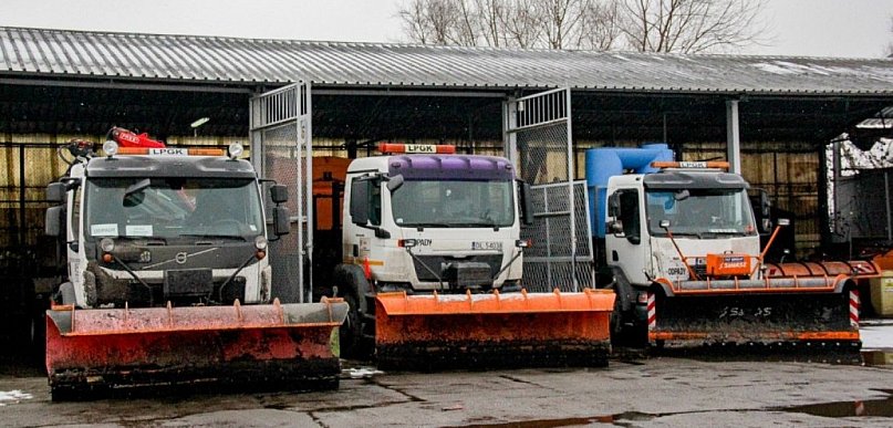Zimowe utrzymanie dróg w Legnicy: jak to działa?