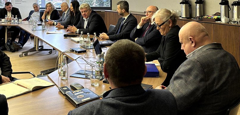 Zarząd KGHM i związki dogadały się w sprawie podwyżek