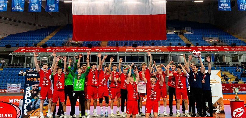 Siódemka Legnica bezkonkurencyjna w regionie i doceniona przez ministerstwo