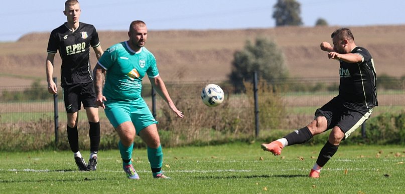 Piłkarskie niższe ligi: weekendowy rozkład jazdy