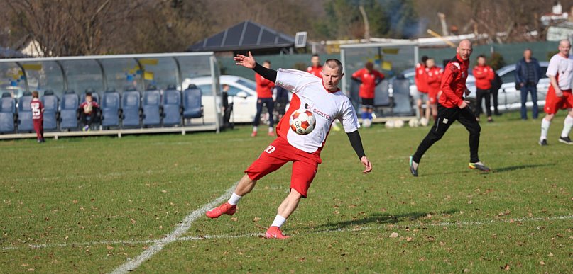 Piłkarskie serce Zakaczawia zabiło dla małej Leny