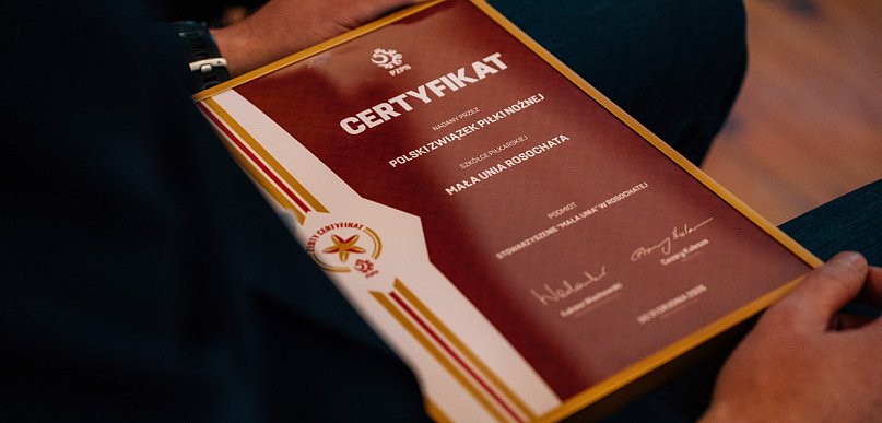 Złota Gwiazdka PZPN dla Akademii Mała Unia Rosochata