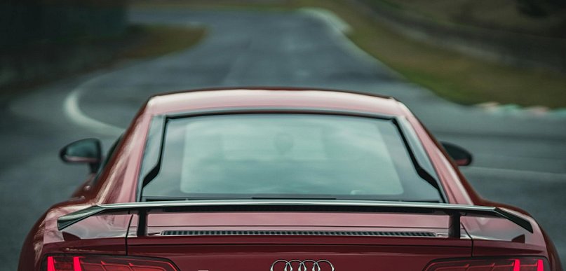 Import aut z USA – jakie koszty trzeba uwzględnić przed podjęciem decyzji?