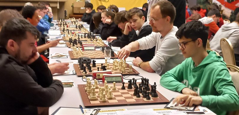 Szachiści z regionu zakończyli sezon z awansem w tabeli