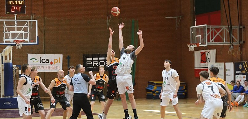 Legnickie Lwy ryczą najgłośniej. Basket rozpoczyna turniej od zwycięstwa