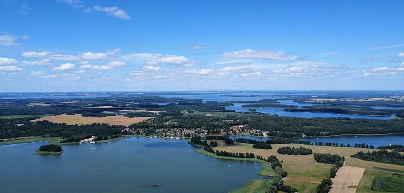 Chcesz odpocząć od zgiełku codzienności i naładować akumulatory? Ruszaj na Mazury!