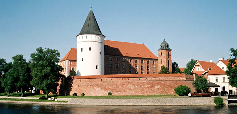 Konferencje w Olsztynie — jak wybrać hotel, żeby wszystko zagrało?