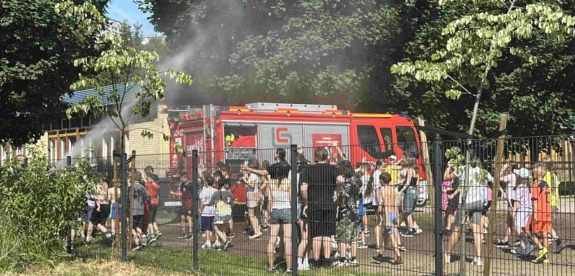 Eksplozja radości i wodne szaleństwo, czyli tak świętowała Szesnastka