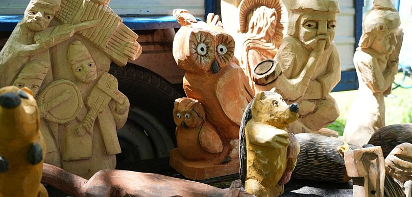 Głuchowice świętowały mimo deszczu. Za nimi XV Finał Pleneru Rzeźbiarskiego