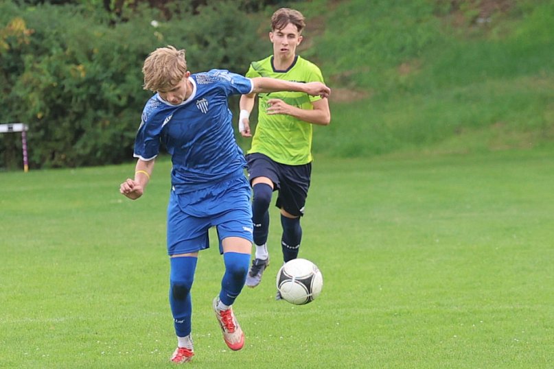 Remisowy thriller w Legnicy