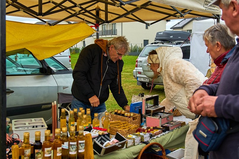 Pierwszy targ produktów lokalnych w Bartoszowie