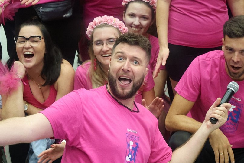 Ponad 200 osób na Różowej Zumbie