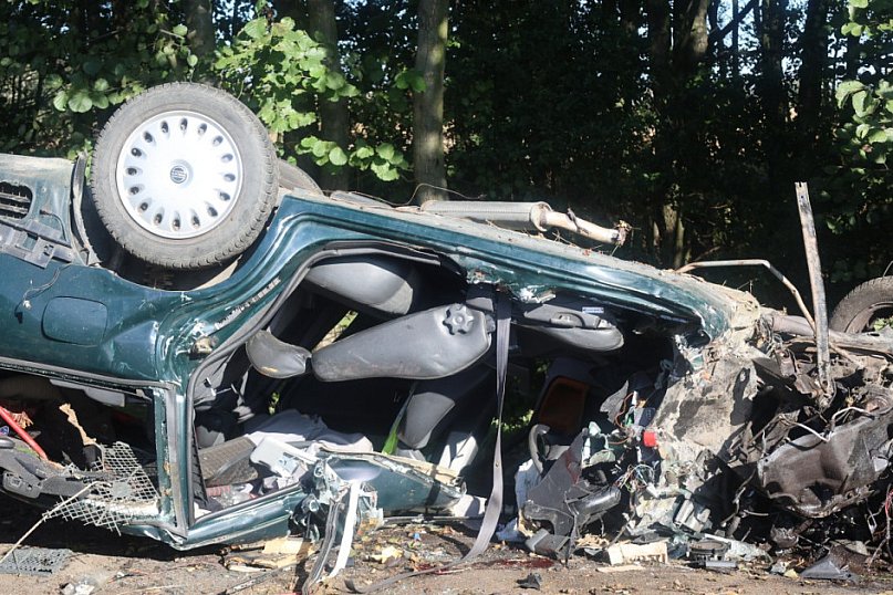 Dachowanie pod Legnicą. Pijany kierowca