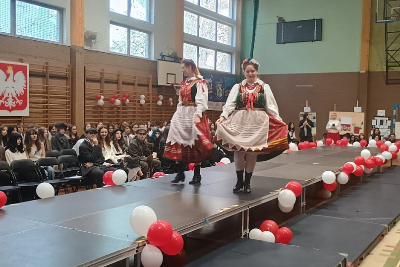 Patriotyzm z klasą w V Liceum