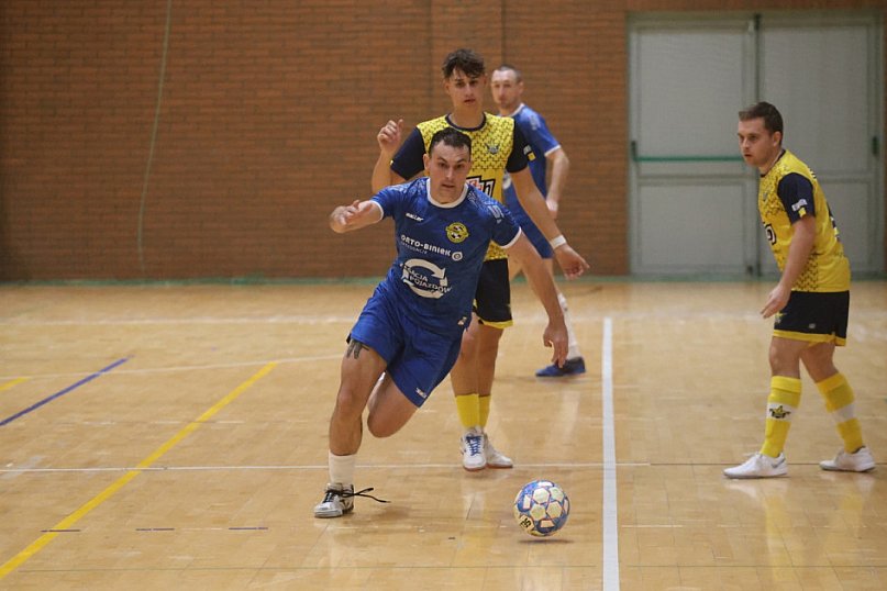 Futbol 5 Legnica pokonuje Gwiazdę Ruda Śląska