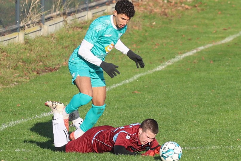 Błękitni i Zryw podzielili się punktami