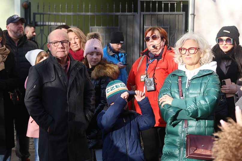 Ponad 50 osób na charytatywnym spacerze po Legnicy