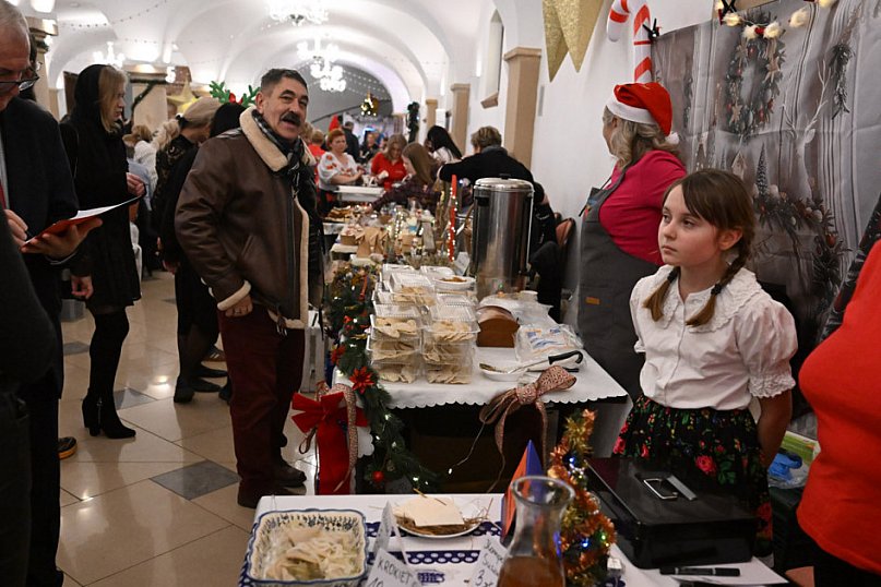 Kaczawski Jarmark Bożonarodzeniowy w pałacu