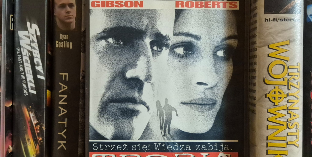 „Teoria spisku” – paranoja, która staje się rzeczywistością