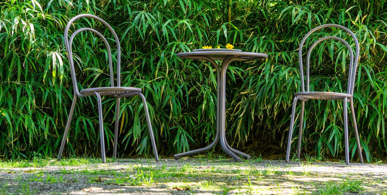 Jakie meble ogrodowe są najtrwalsze? Czym kierować się podczas wyboru?