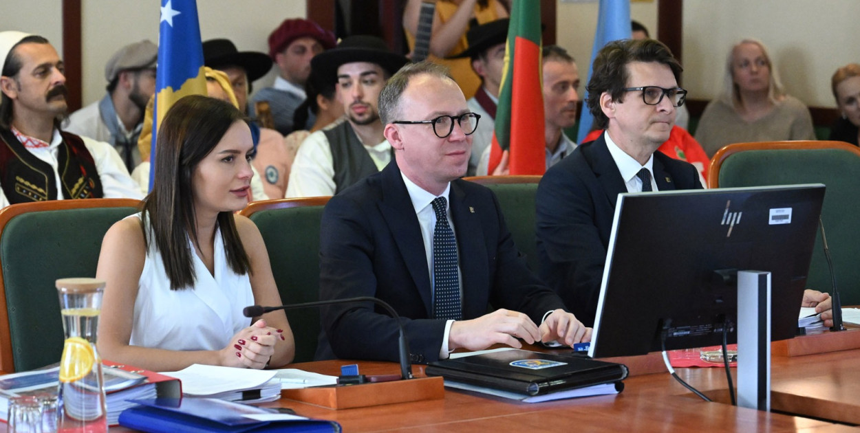 Prezydent Legnicy z wotum zaufania i absolutorium