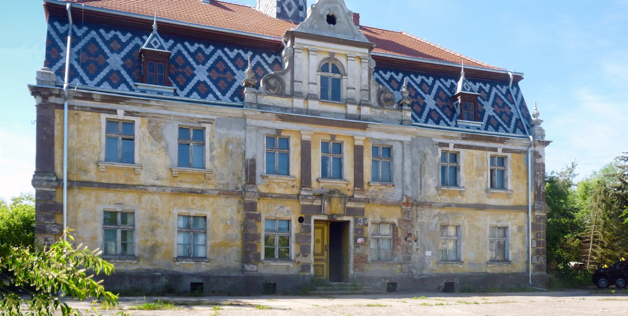 Zabytkowy pałac w Tyńczyku Legnickim sprzedany. Nowy rozdział tej perełki