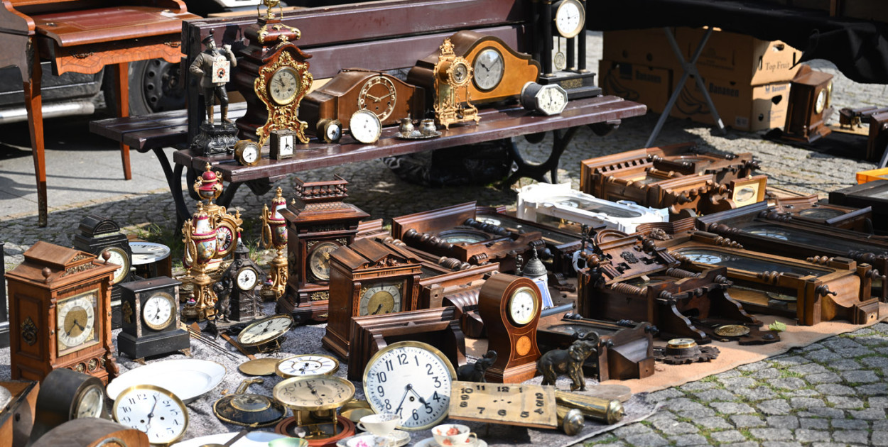 Sierpniowy Jarmark Staroci pełen skarbów i pamiątek z przeszłości