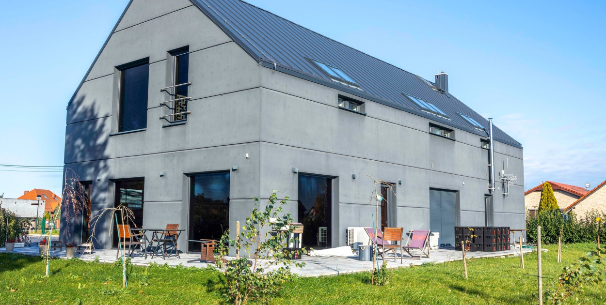 Nieruchomość usługowa przy węźle A4  (Mat. prasowa)