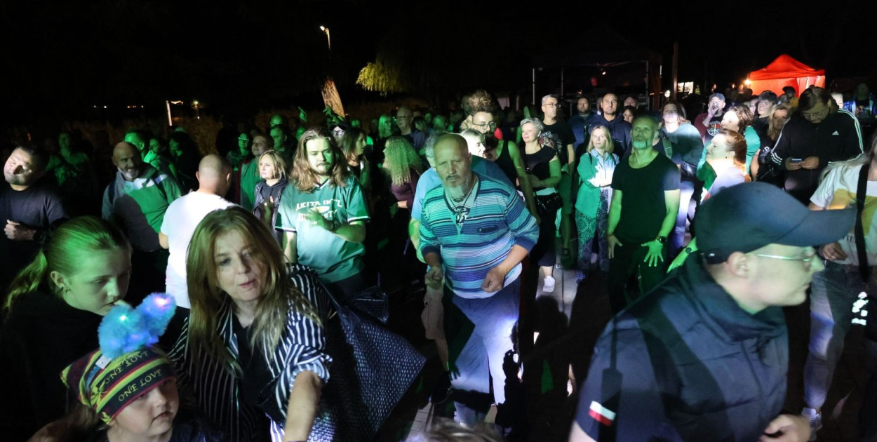 Kunice pożegnały wakacje w rytmie reggae. Tłumy nad Jeziorem Kunickim