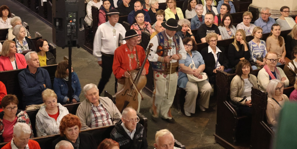 Góralskie Sacrum w Kościele Marii Panny  (Wojciech Obremski)