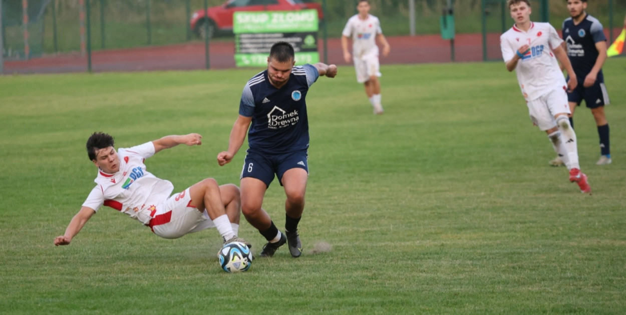 Kaczawa Bieniowice - Iskra Kochlice (Wojciech Obremski)