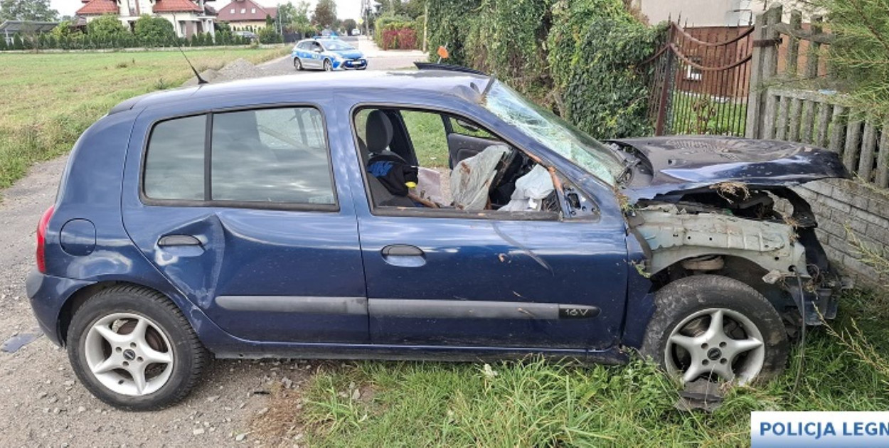 Wypadek w Prochowicach (źródło: KMP Legnica)
