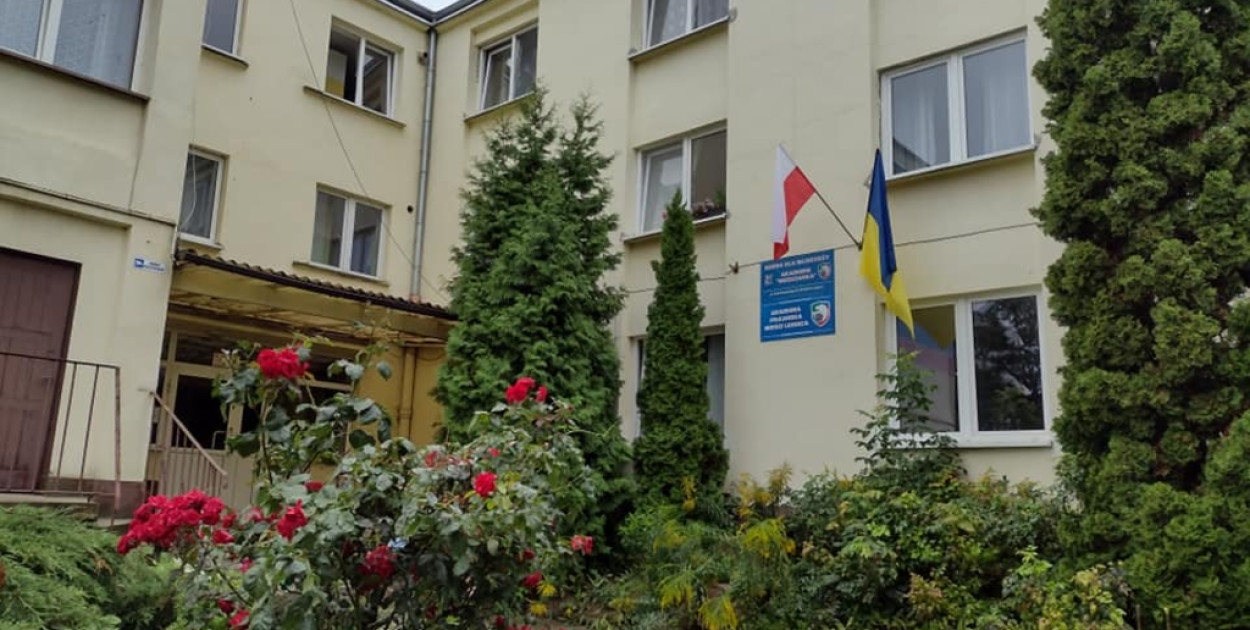Bursa przy ulicy Żółkiewskiego (arch. lca.pl)