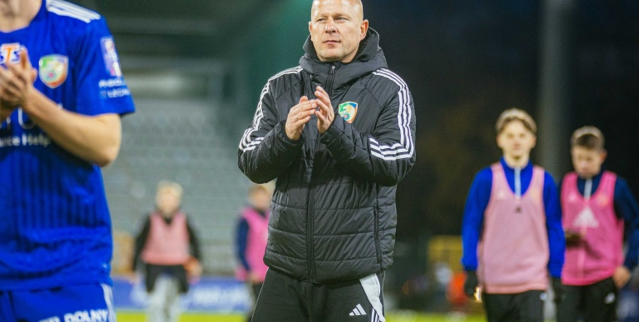 Janusz Niedźwiedź (miedzlegnica.eu)