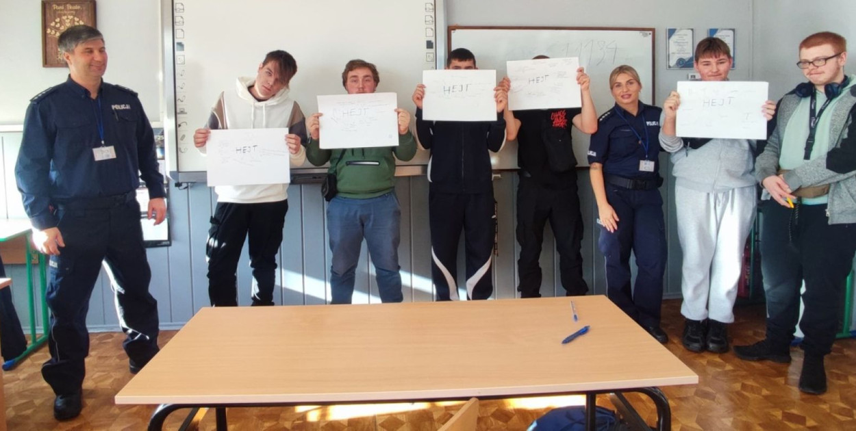 Policjanciz wizytą w „Energetyku” (źródło KMP Legnica)