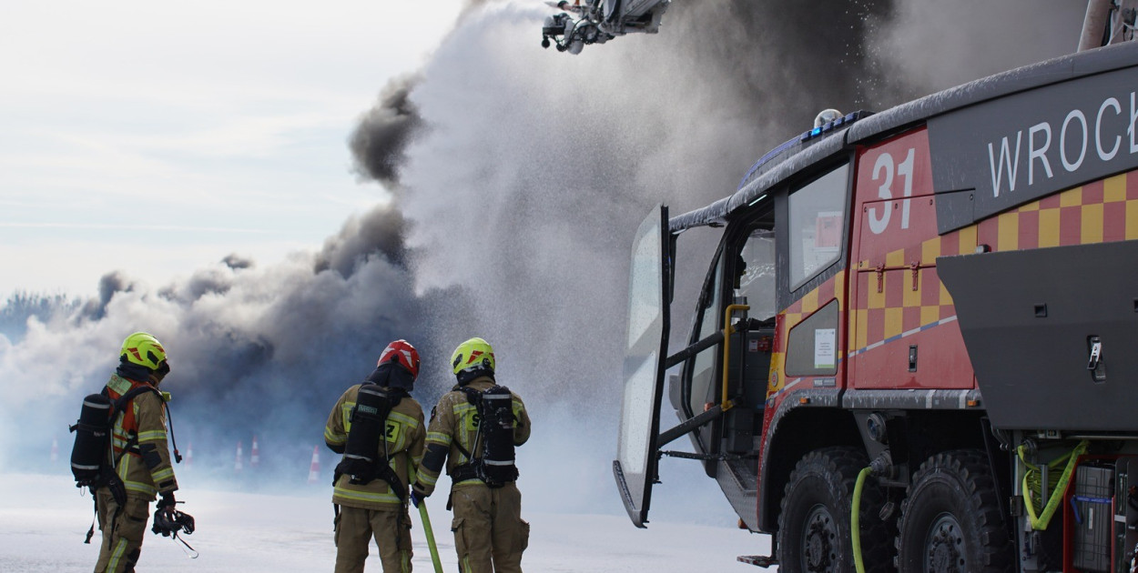 Ćwiczenia na lotnisku (Wojciech Skulimowski)