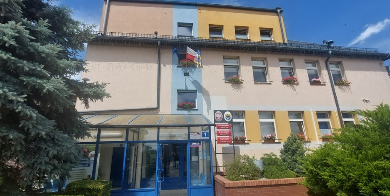 Urząd Gminy Legnickie Pole (LS lca.pl)