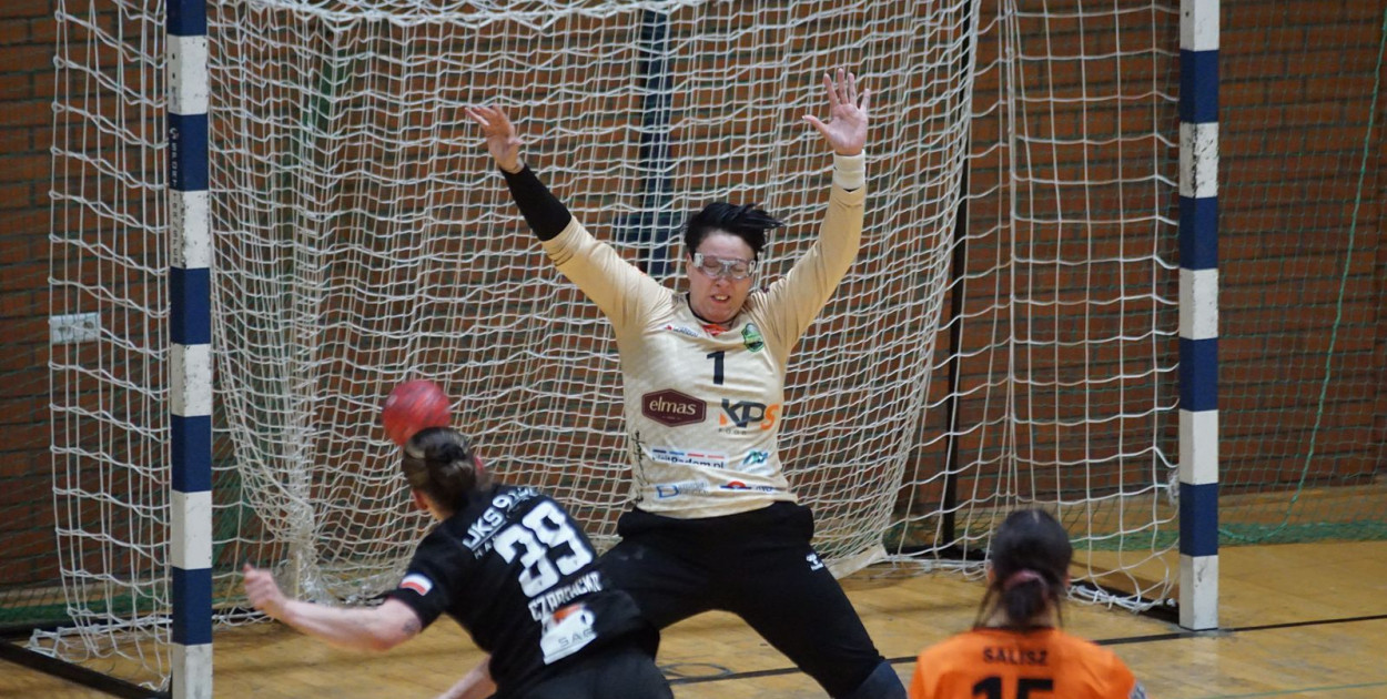 EISBERG Dziewiątka Legnica - ELMAS-KPS APR Radom (Anna Kałuża)