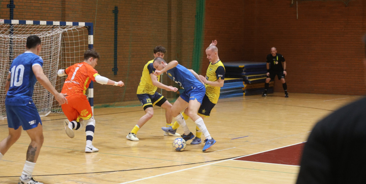 Futbol-5 Legnica - Gwiazda Ruda Śląska (Wojciech Obremski)