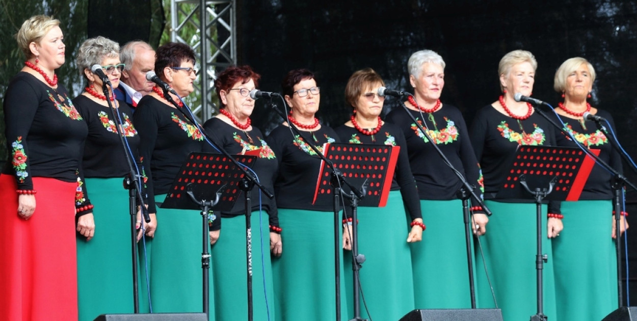 Przyjaciółki (Wojciech Obremski lca.pl)