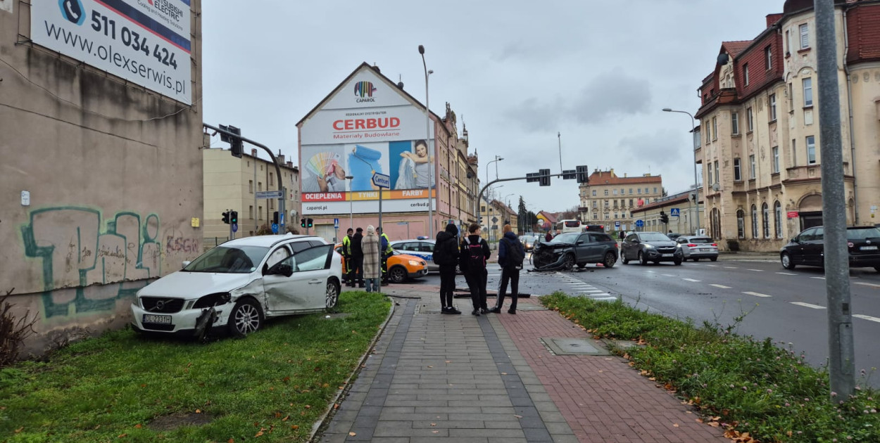  Jaworzyńskiej i Alei 100-lecia Odzyskania Niepodległości (Wojciech Obremski lca.pl)