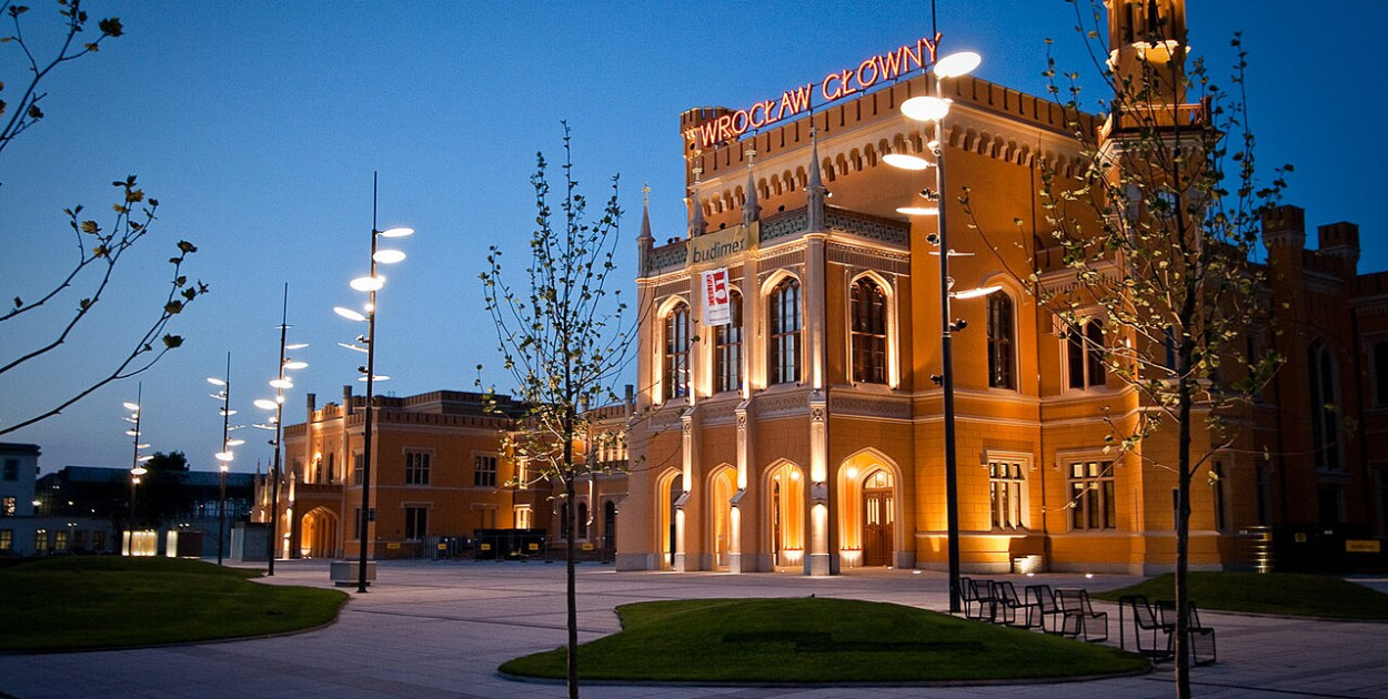 Dworzec we Wrocławiu (Jednozgloskowiec)